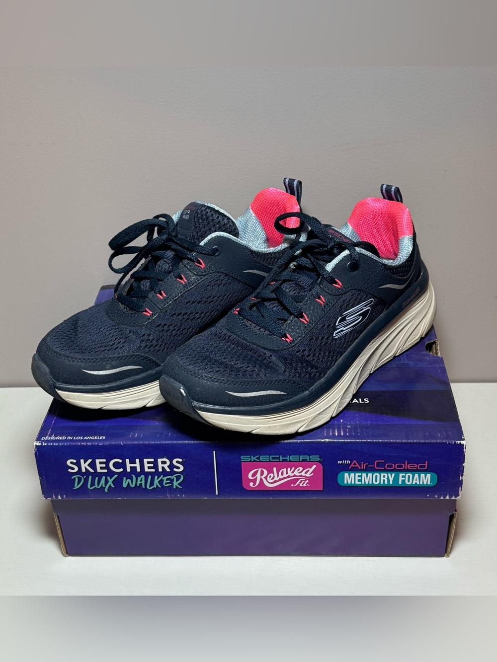 Skechers D'LUX Navy Walking Sneakers with Pink Lining